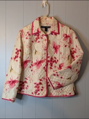 Anne Carson Cream & Pink Quilted Floral Jacket